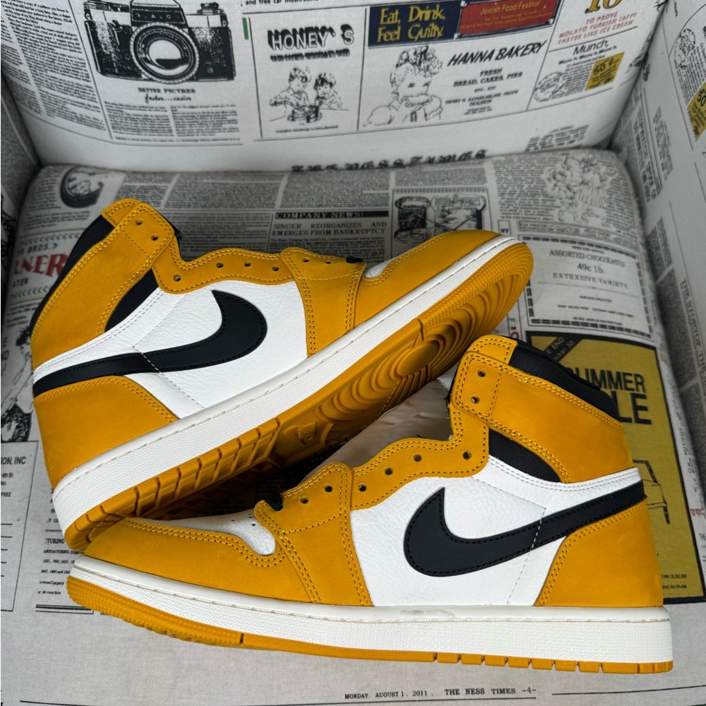 Nike Air Jordan 1 Retro High OG Yellow Ochre DZ5485-701 Men Size 11 No Box - Picture 3 of 11